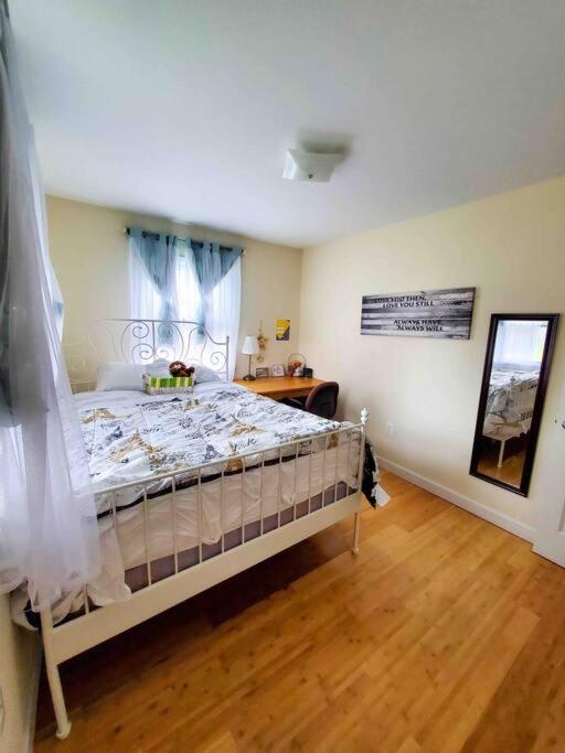 5 Star Room/Close To Town Center And Everything/5 Min Walk Metro Rockville Eksteriør bilde