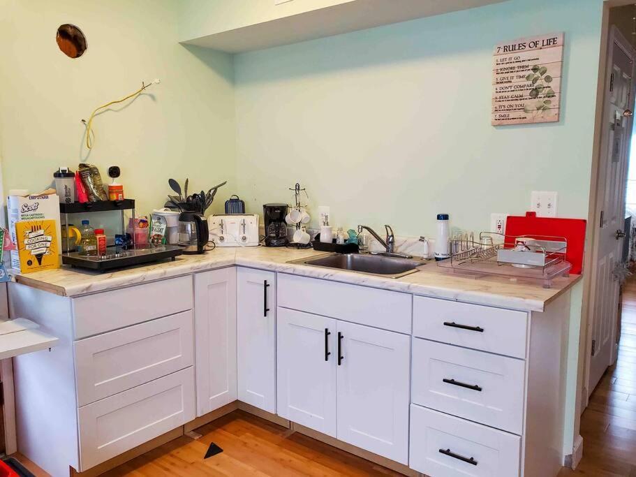 5 Star Room/Close To Town Center And Everything/5 Min Walk Metro Rockville Eksteriør bilde